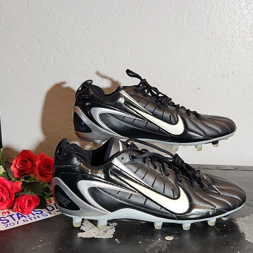 NIKE Suoer Speed Football Cleats 15 Nwot